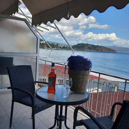 Hotell Assini Tolón