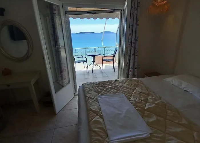 Assini Hotell Tolón