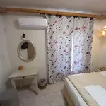 Hotel Assini Beach