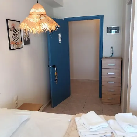 Assini 2* Τολό
