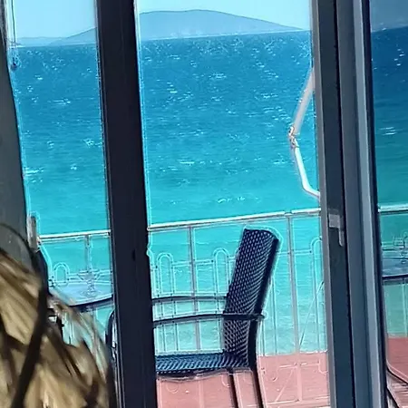Ξενοδοχείο Assini 2*