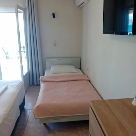 Ξενοδοχείο Assini Τολό