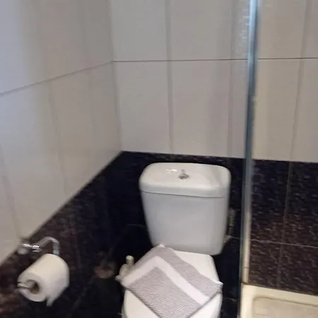 Assini 2* טולון