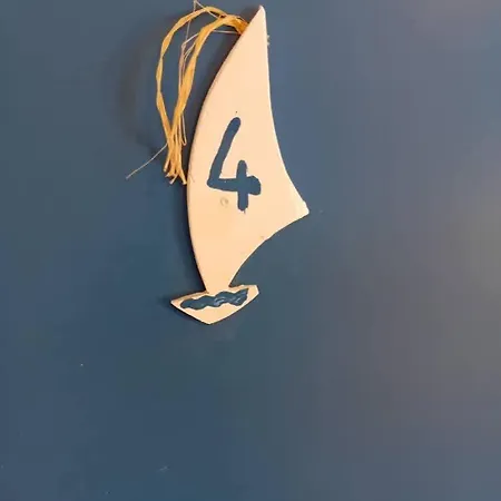 Assini 2* טולון