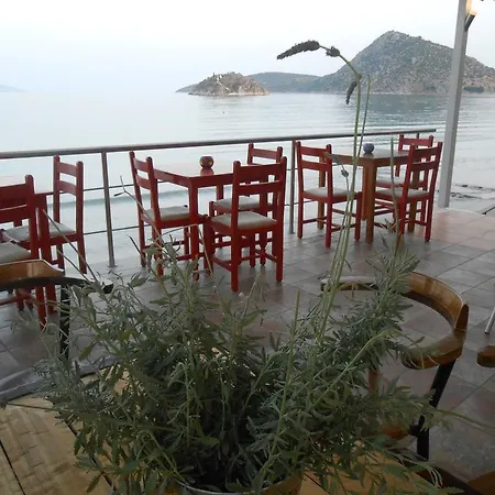 Assini Beach Hotel