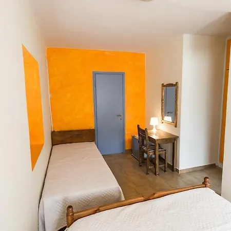 Assini Beach Hotel