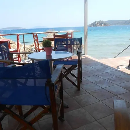 Hotel Assini Beach 2*
